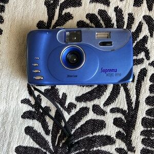 Suprema Mini GTG 28mm Lens Film Camera